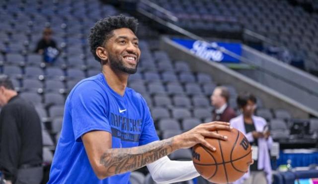 Kai10-伍德替补暴走却给独行侠出难题 少用才是硬道理？