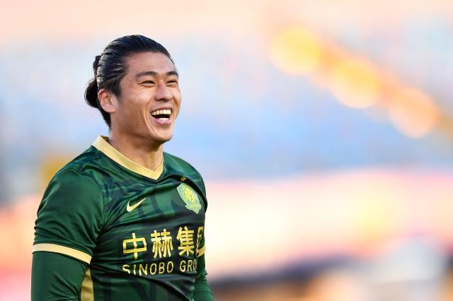 【中超】张玉宁传射阿德本罗双响 国安4比1胜广州队